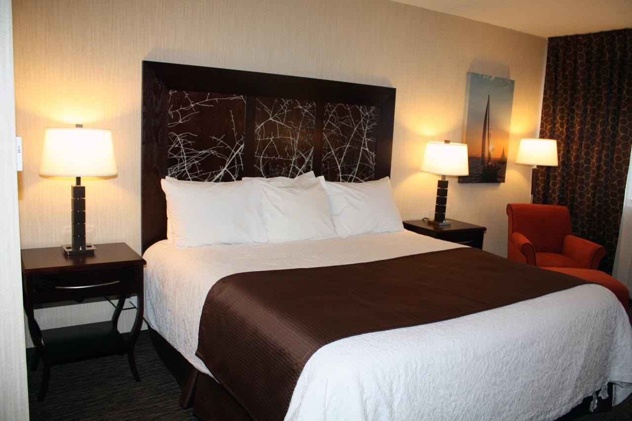 Ramada By Wyndham Buffalo Downtown Værelse billede