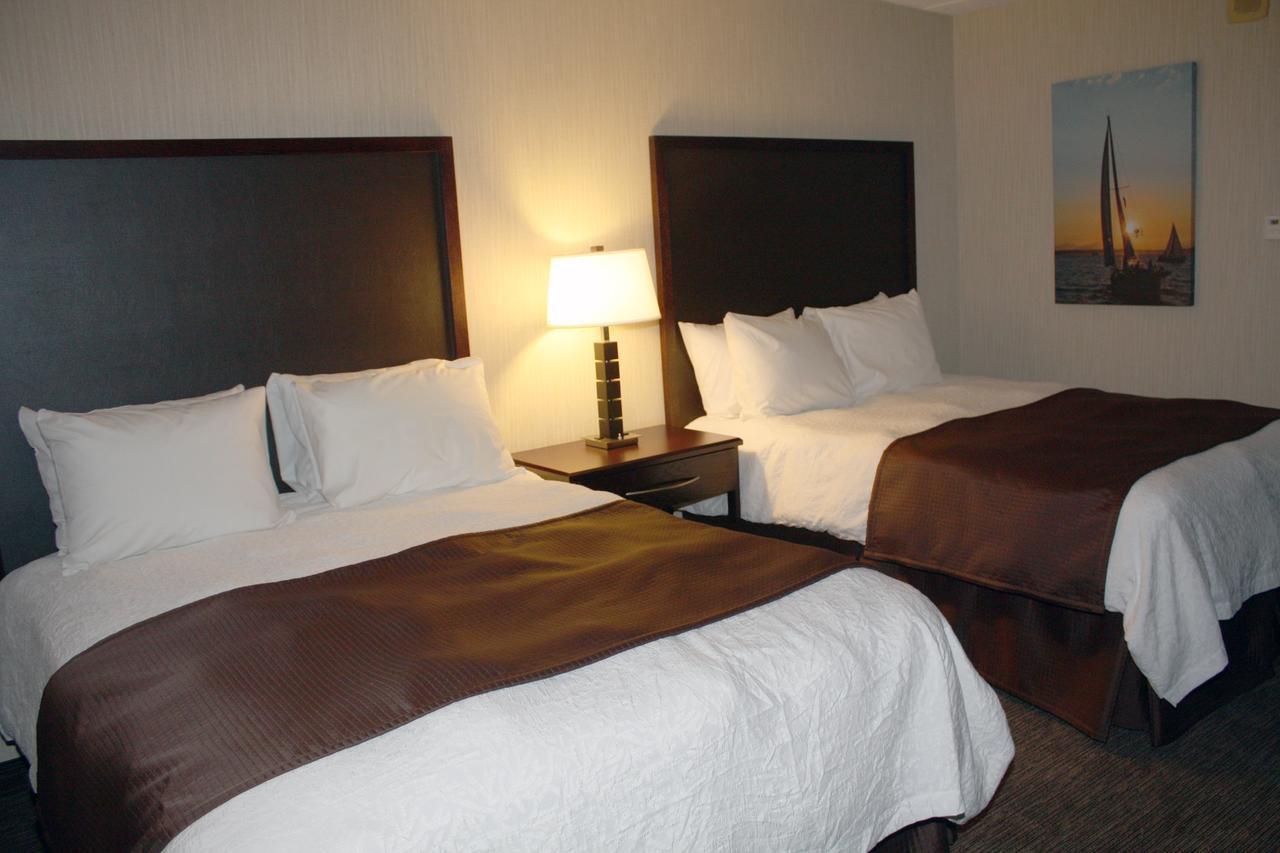 Ramada By Wyndham Buffalo Downtown Værelse billede
