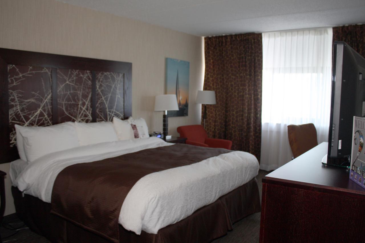 Ramada By Wyndham Buffalo Downtown Eksteriør billede